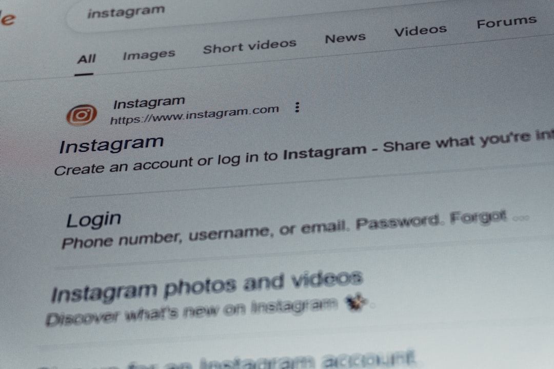 Instagram 头号人物 Adam Mosseri 在讨论 AI 内容政策