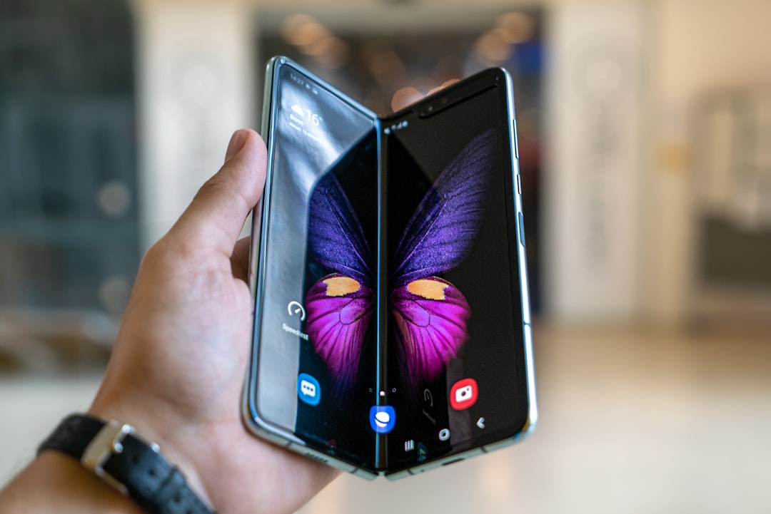 三星 Galaxy Z Fold 8 Ultra 折叠屏手机展示图