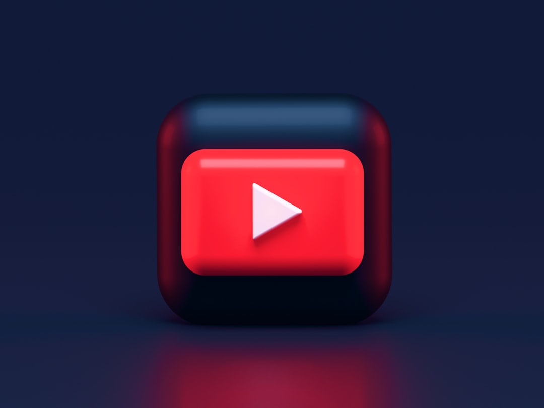 YouTube创作者计划门槛调整示意图