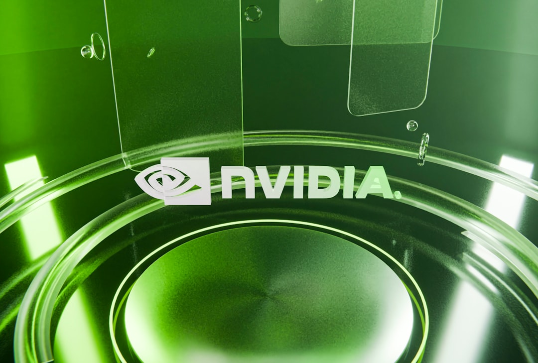 英伟达数据中心 GPU 芯片与服务器集群示意图