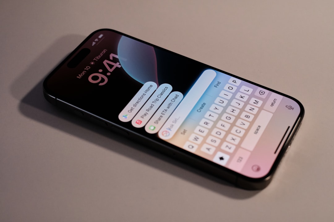苹果iOS 27系统界面展示，展示全新的Siri AI助手功能