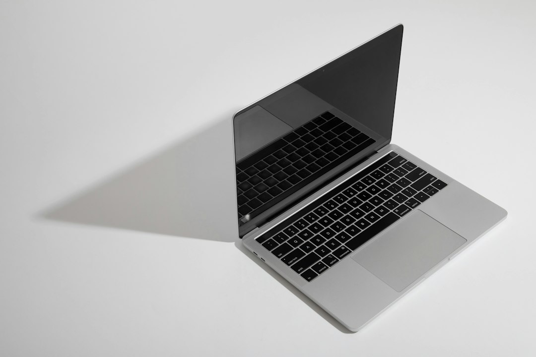 MacBook Air M5 笔记本电脑在亚马逊 Prime Day 的促销图片